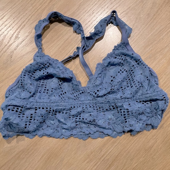 Aerie Bralette - Picture 3 of 7